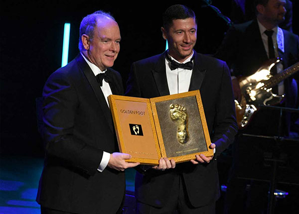 Robert Lewandowski (Golden Foot Awards 2022 Win)