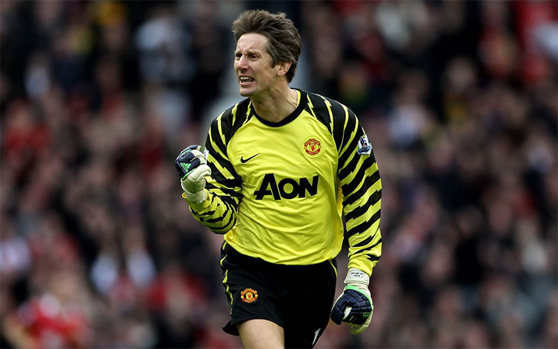 Edwin van der Sar, sweeper-keeper