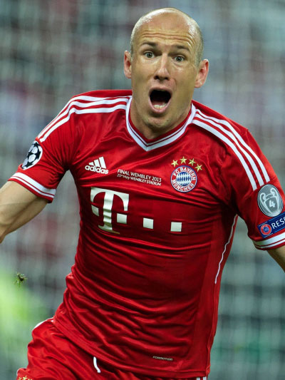 Although naturally left-footed Arjen Robben