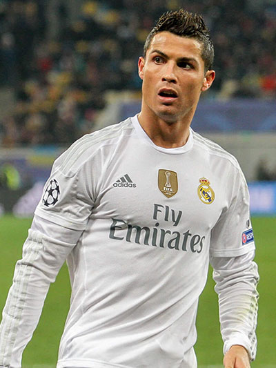 Cristiano Ronaldo has been deployed as an inverted winger.