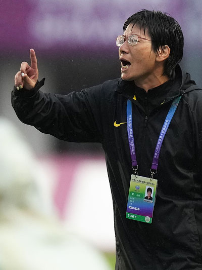 Maika Hamano (Women's Coach 2022)
