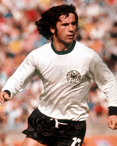 Gerd Müller (365 Goals)