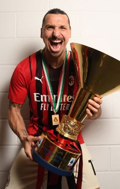 The Serie A championship trophy