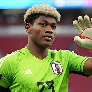 Zion Suzuki