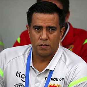 César Farías