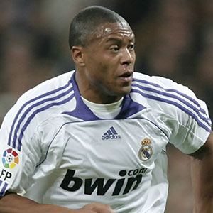 Júlio Baptista