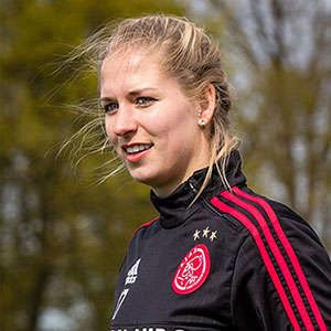 Kelly Zeeman