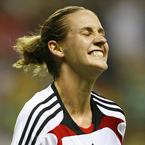 Simone Laudehr