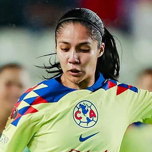 Alison González