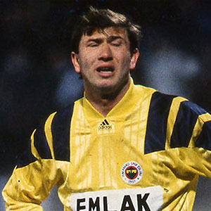 Tanju Çolak
