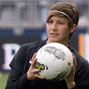 Amy LePeilbet