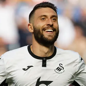 Borja Bastón