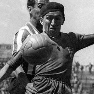 Adalberto López