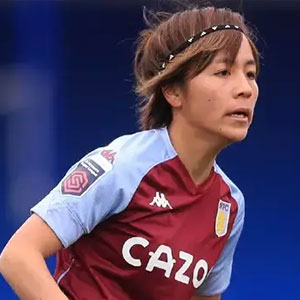 Mana Iwabuchi