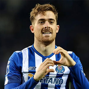 Toni Martínez