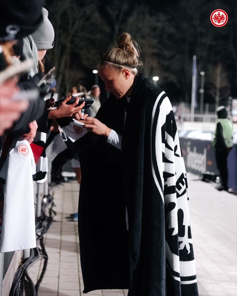 Eintracht Frankfurt women Photo No11.