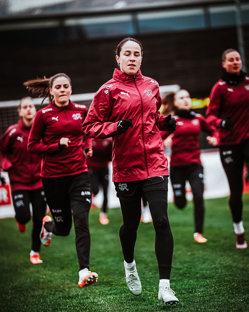 Eintracht Frankfurt women Photo No25.