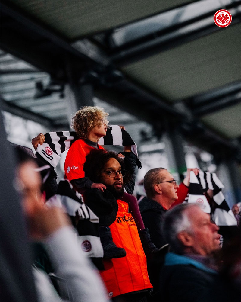 Eintracht Frankfurt women Photo No4.