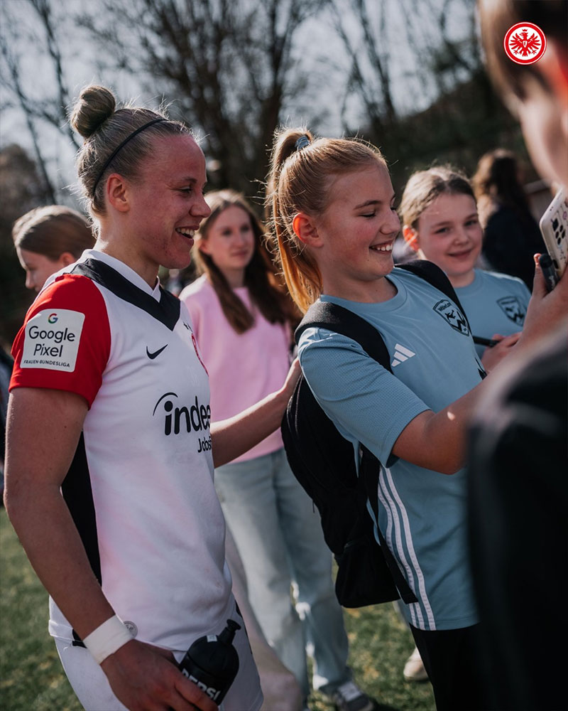 Eintracht Frankfurt women Photo No8.