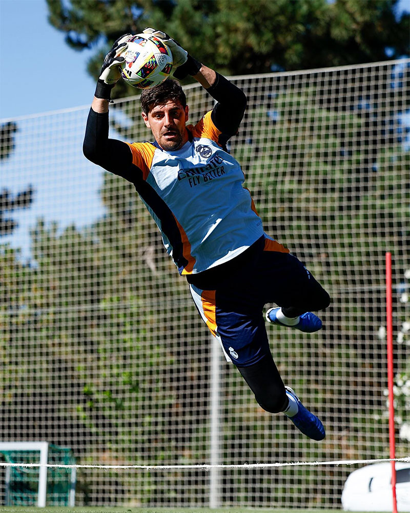 Real Madrid CF Photo No12.