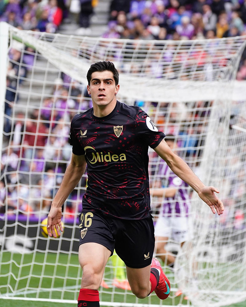 Sevilla FC Photo No12.