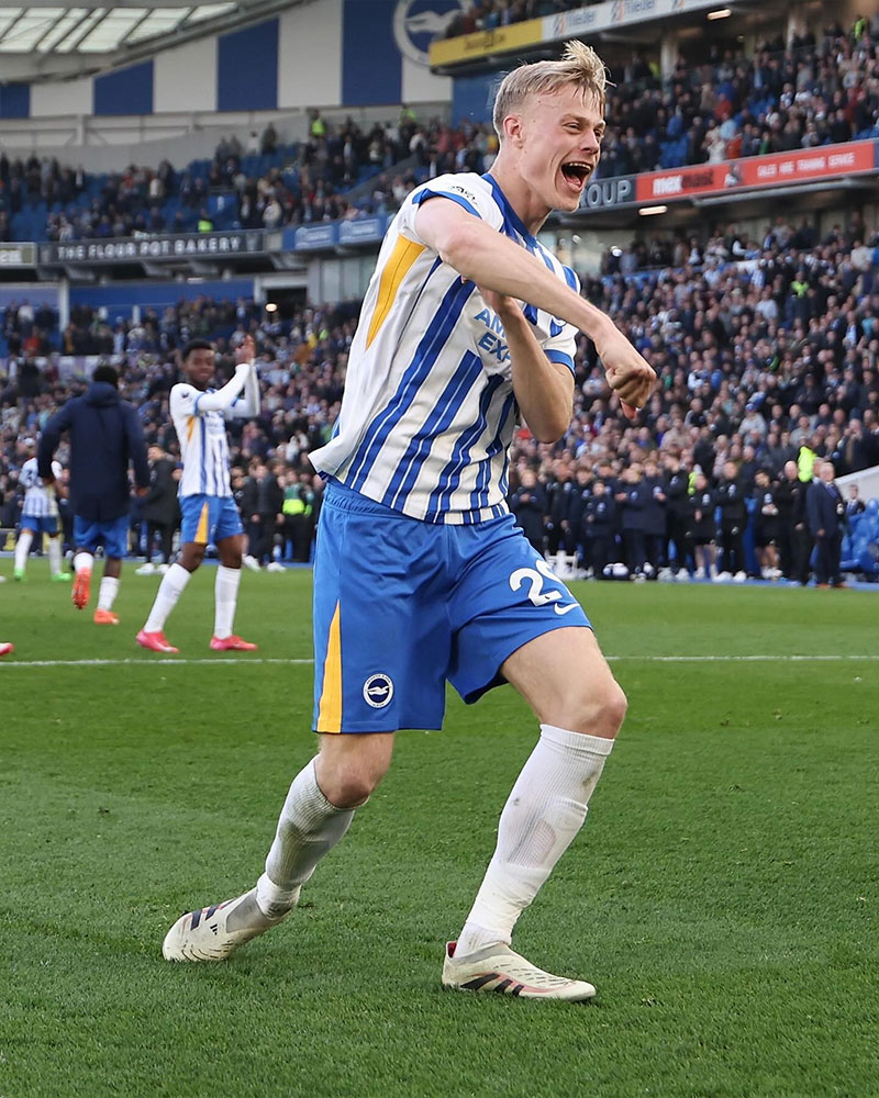 Brighton & Hove Albion Photo No17.