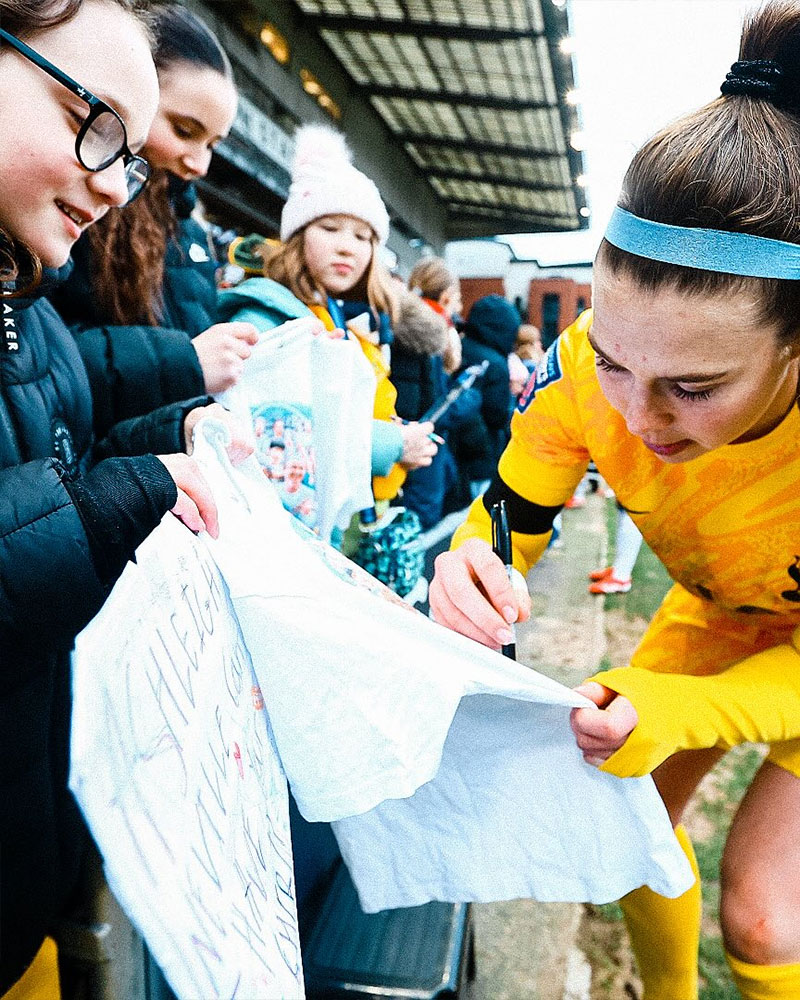 Tottenham Hotspur Women Photo No4.