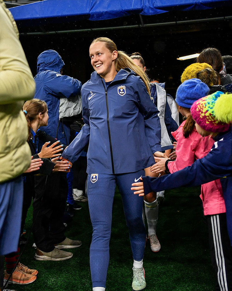 Seattle Reign FC Photo No17.