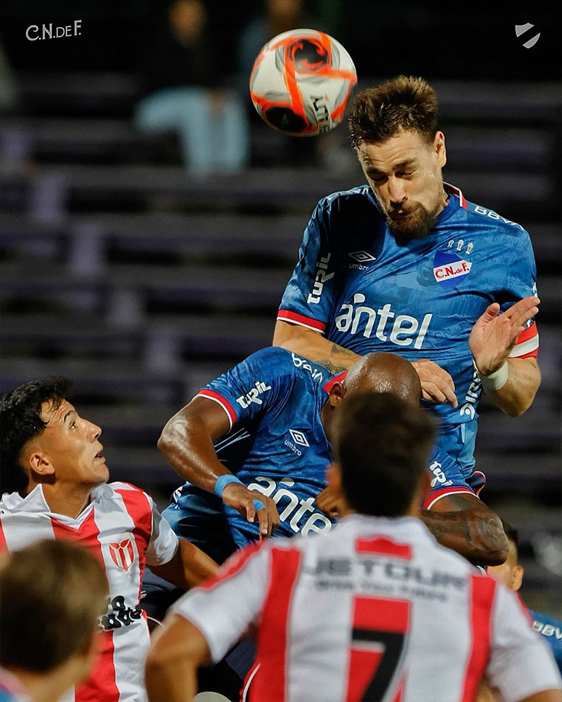 Club Nacional Photo No17.