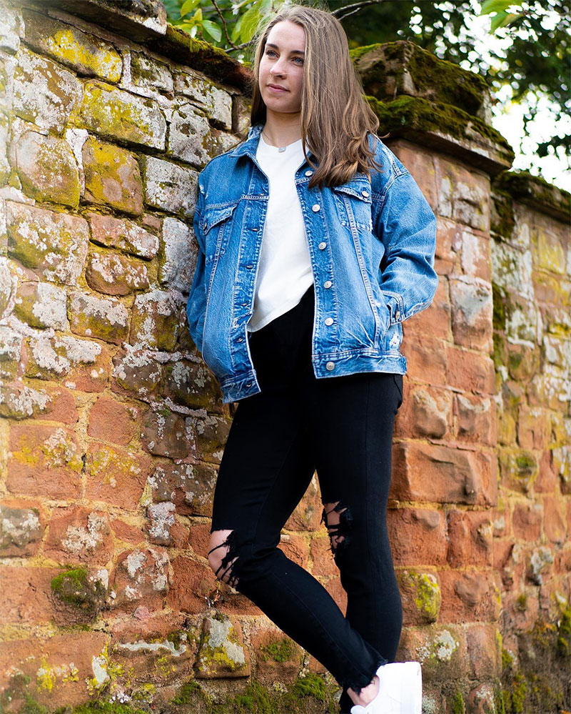 Niamh Charles Photo No4.