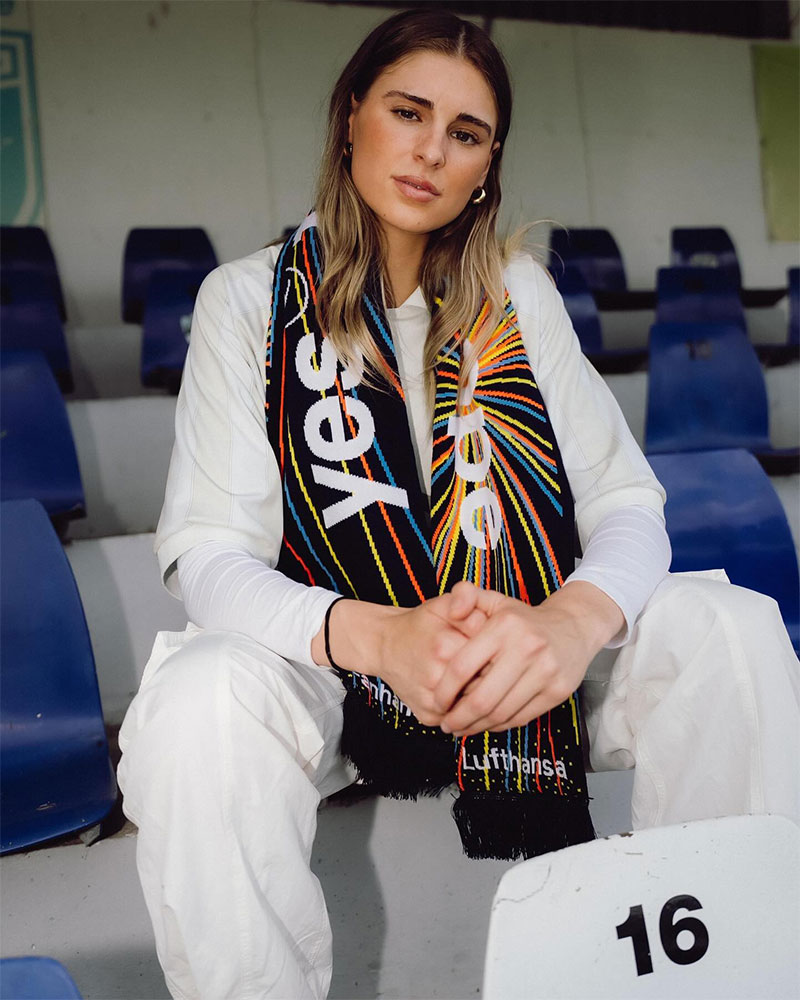Jule Brand Photo No9.