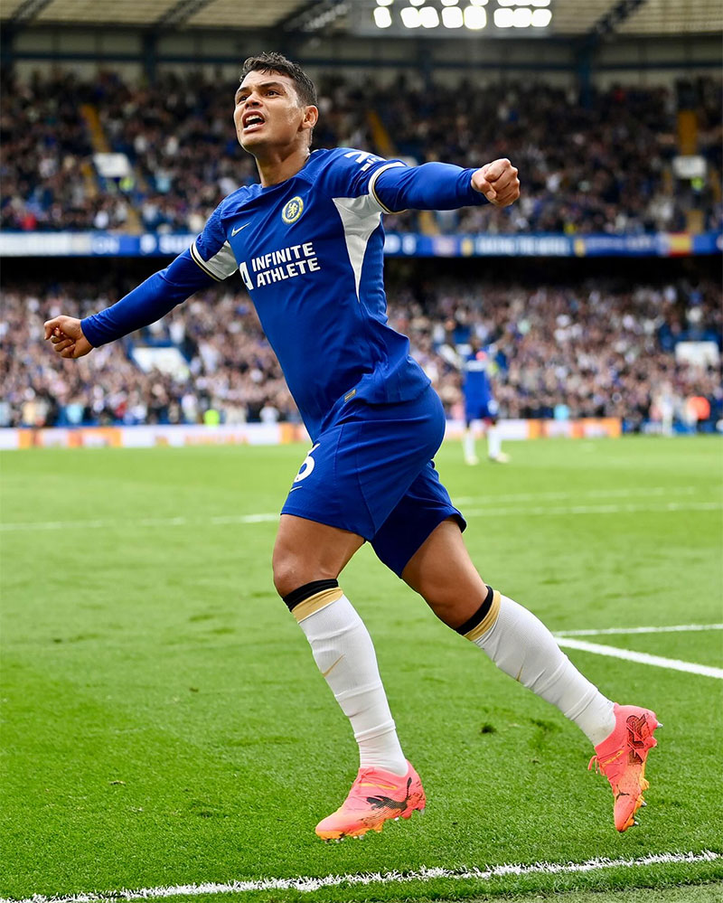 Thiago Silva Photo No1.