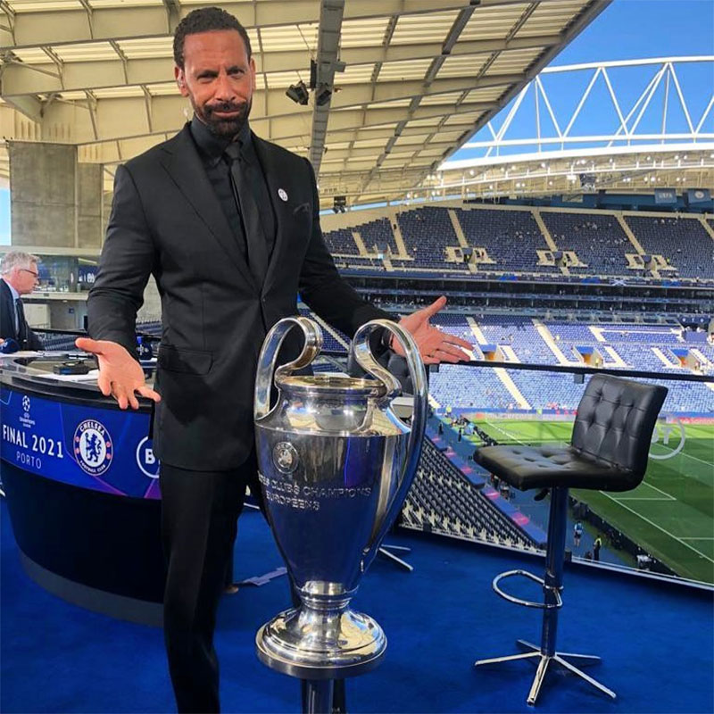 Rio Ferdinand Photo No9.