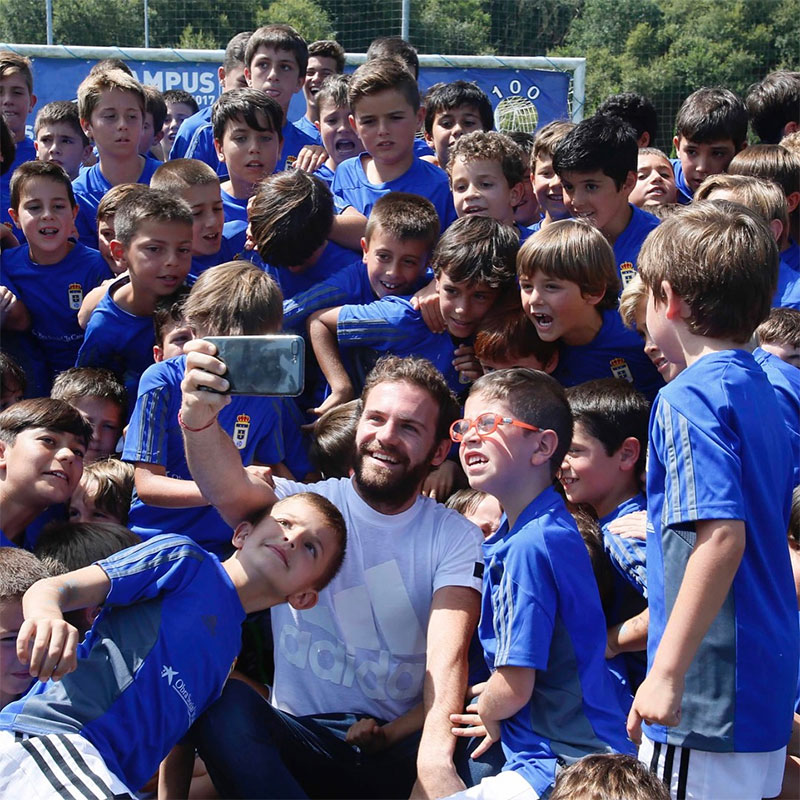 Juan Mata Photo No10.