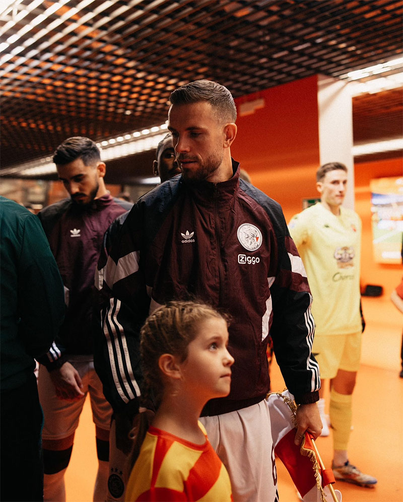 Jordan Henderson Photo No3.