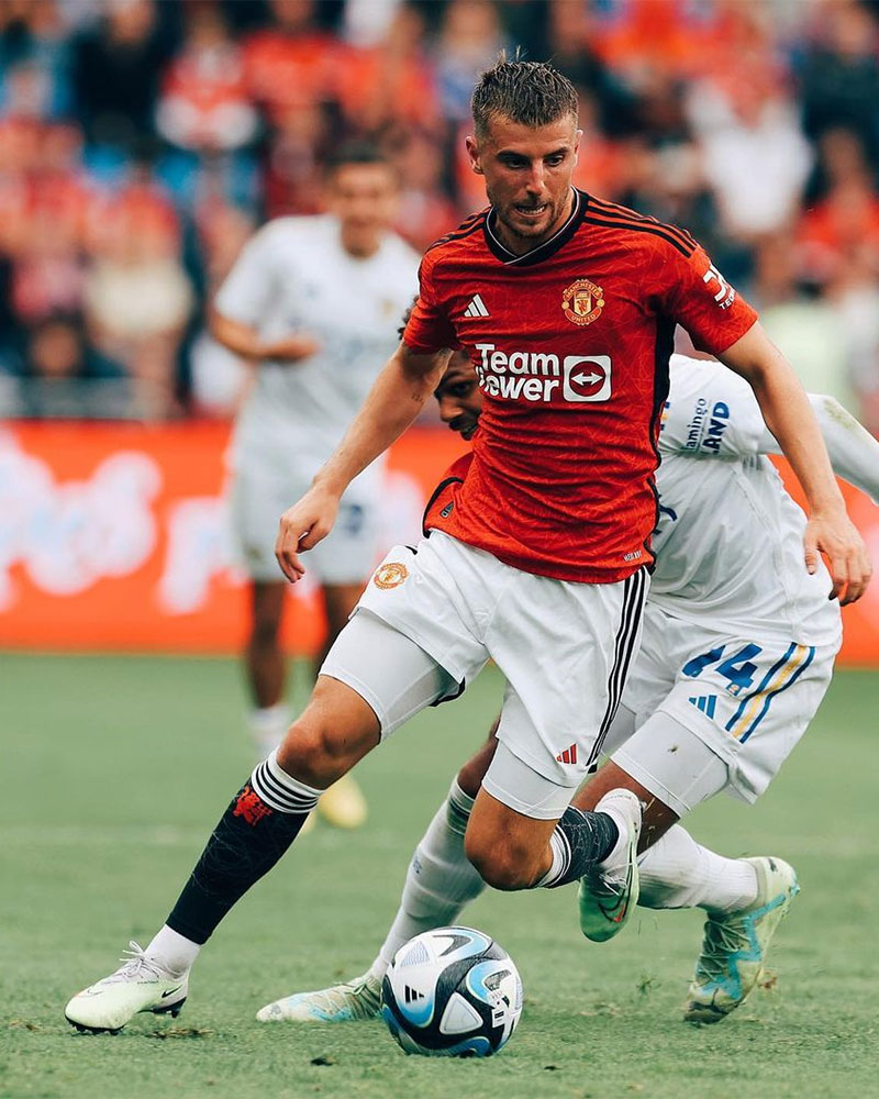 Mason Mount Photo No1.