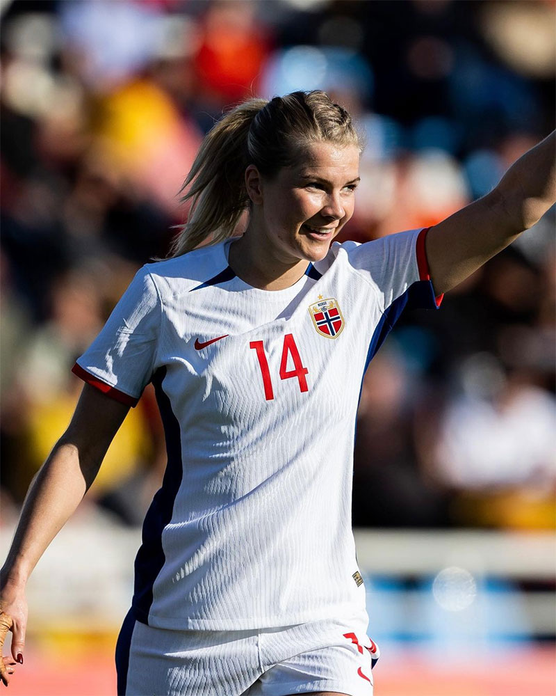 Ada Hegerberg Photo No5.