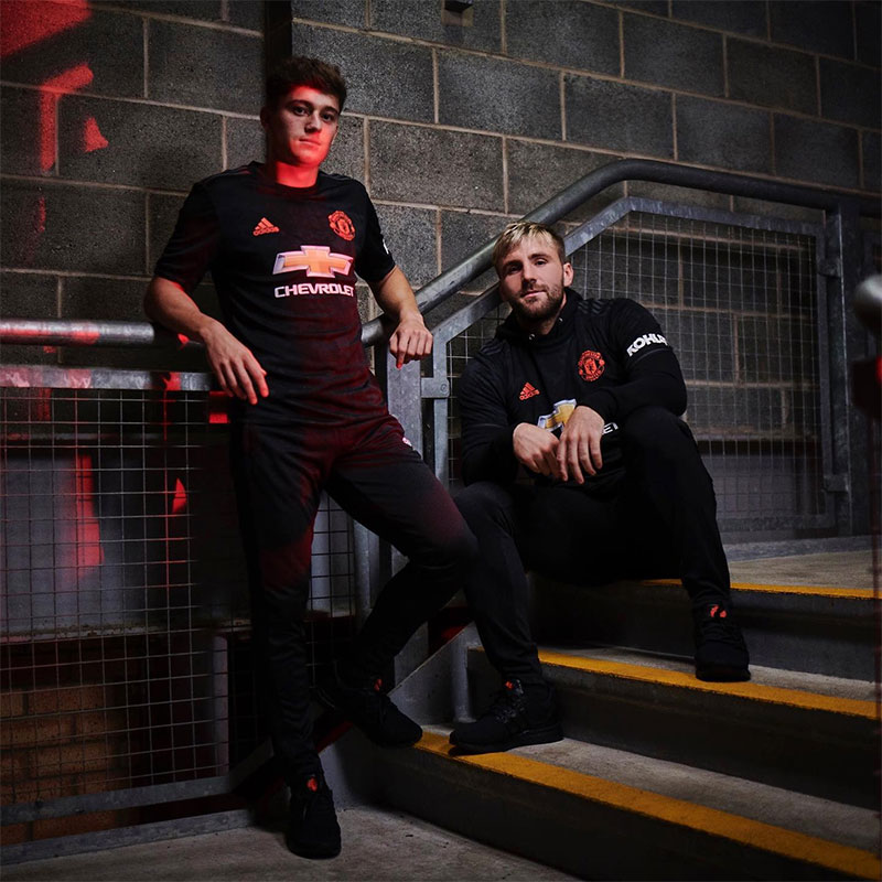 Luke Shaw Photo No5.