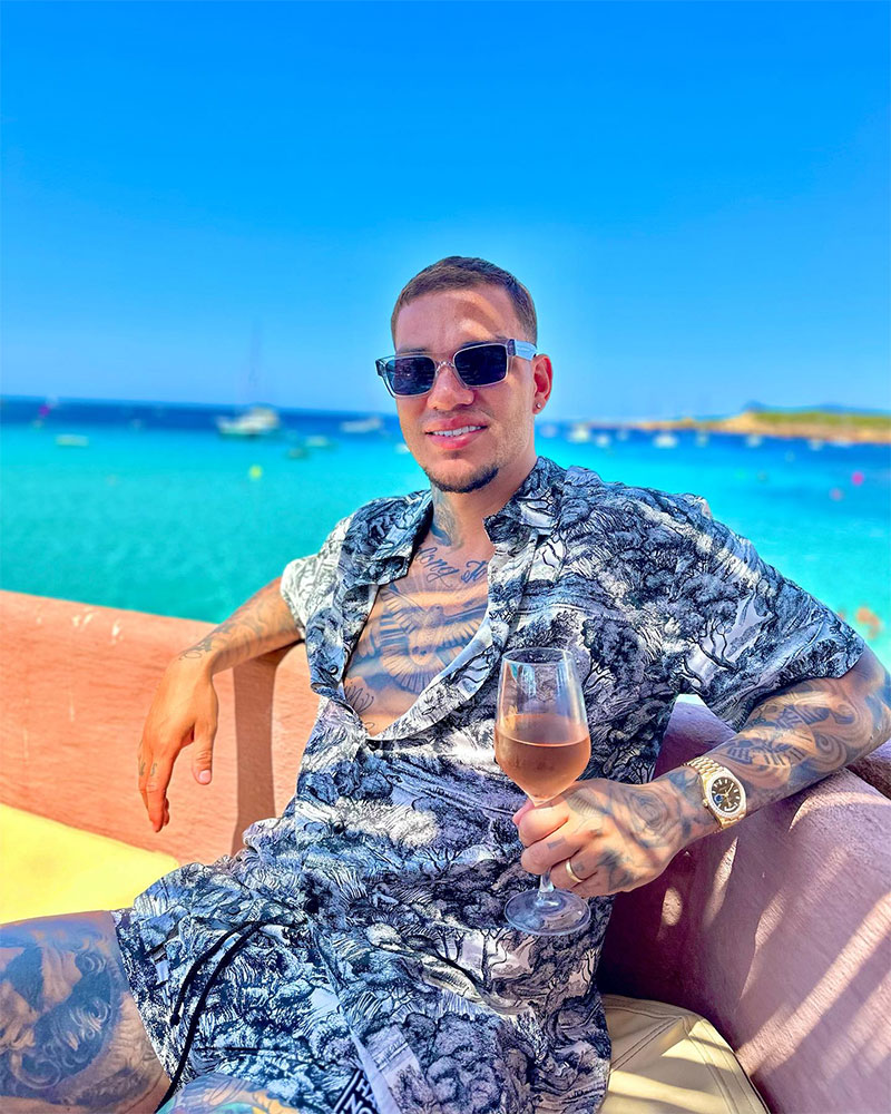 Ederson Photo No4.