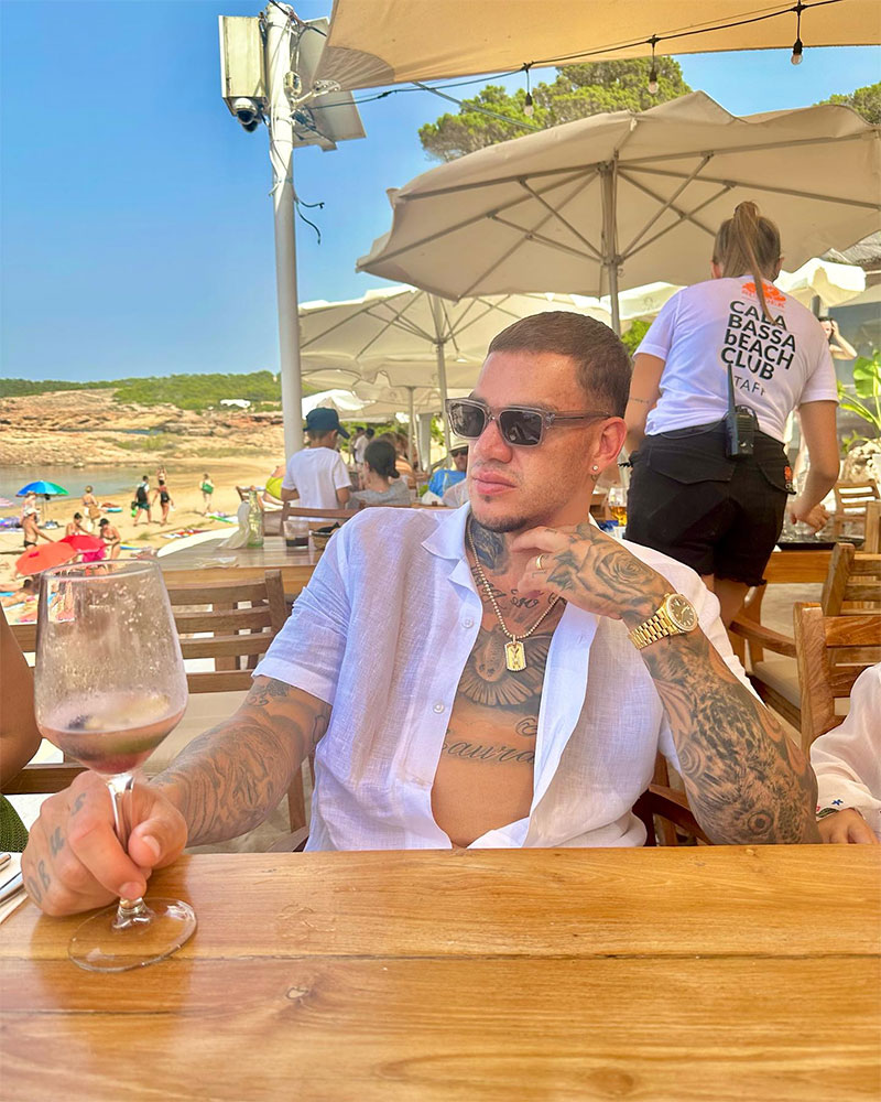 Ederson Photo No5.