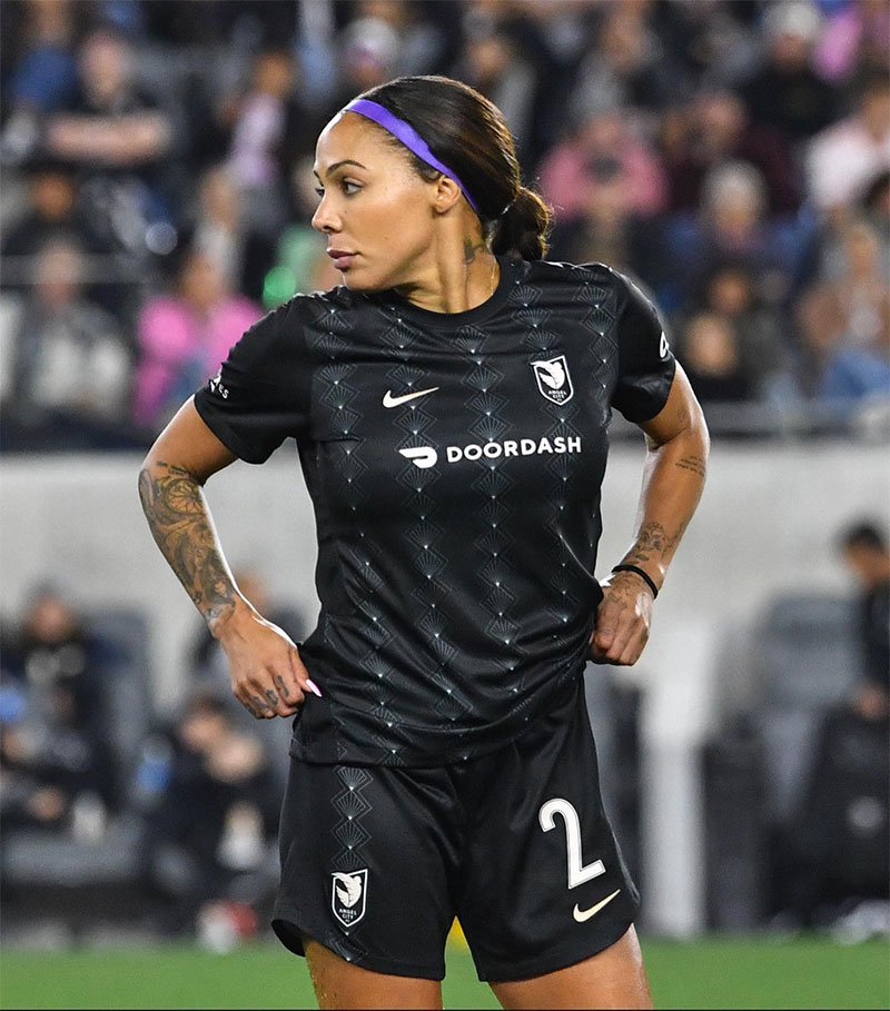 Sydney Leroux Photo No2.