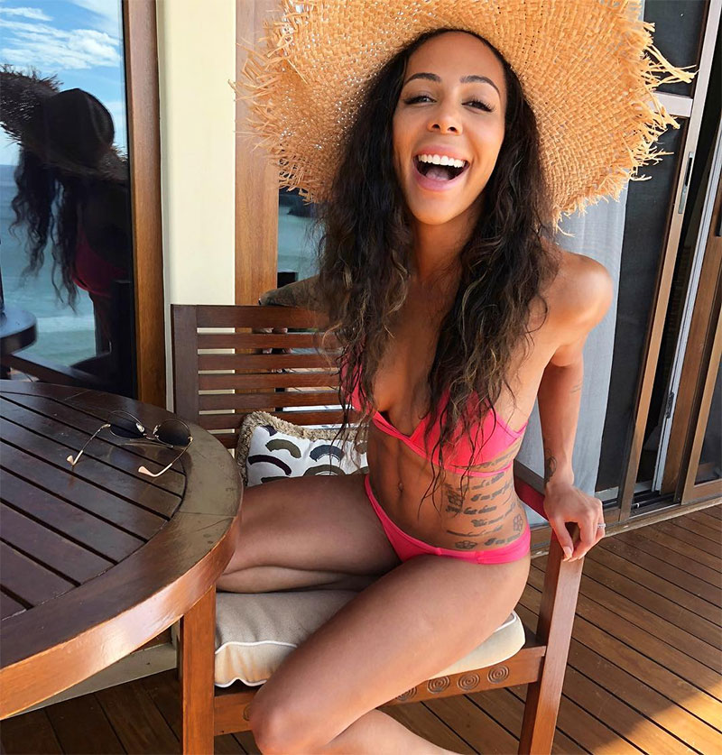 Sydney Leroux Photo No9.