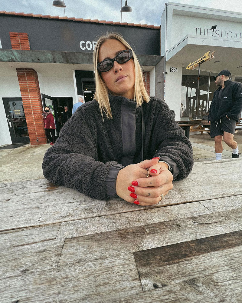 Abby Dahlkemper Photo No7.