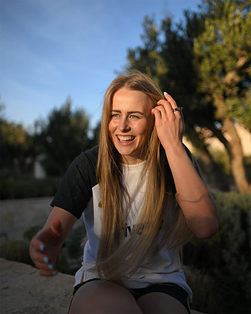 Hannah Hampton Photo No3.