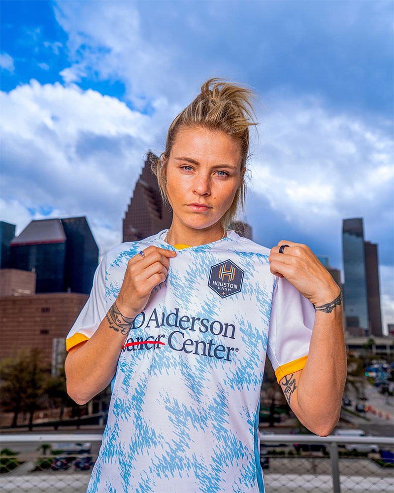 Rachel Daly Photo No9.