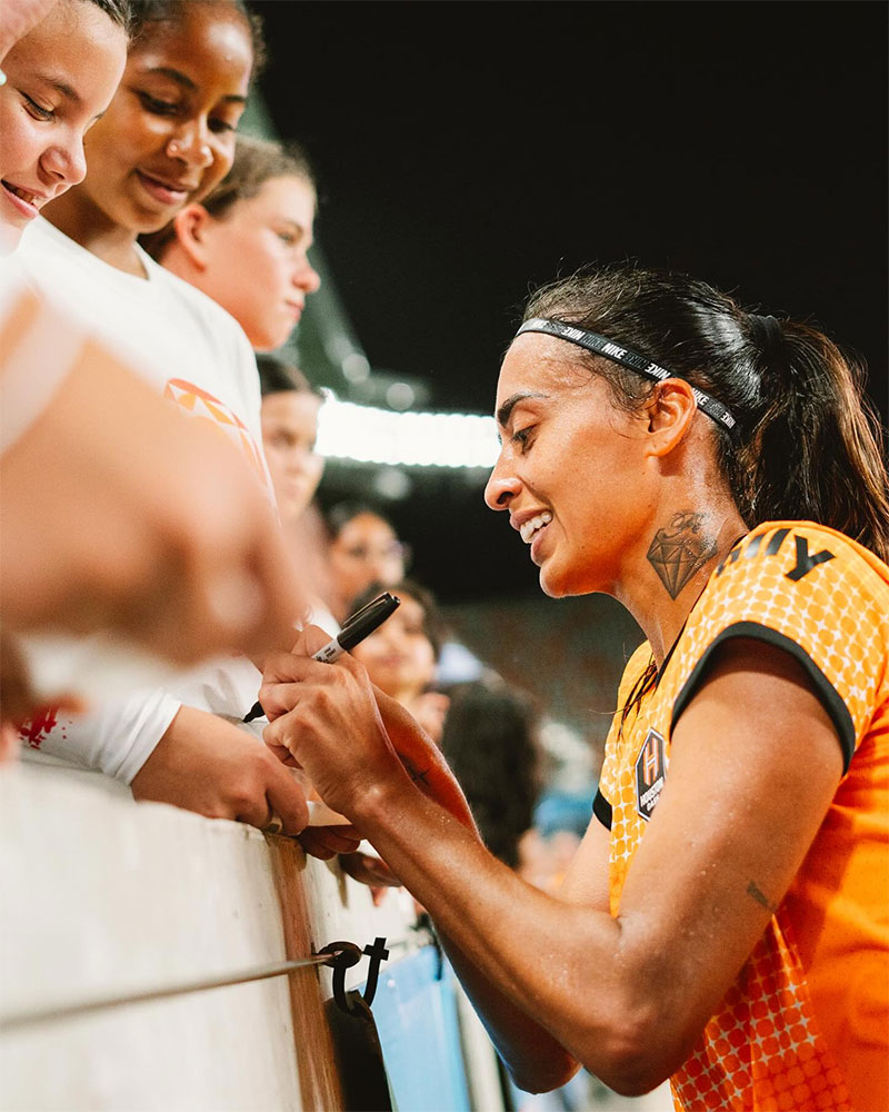 Andressa Alves Photo No6.