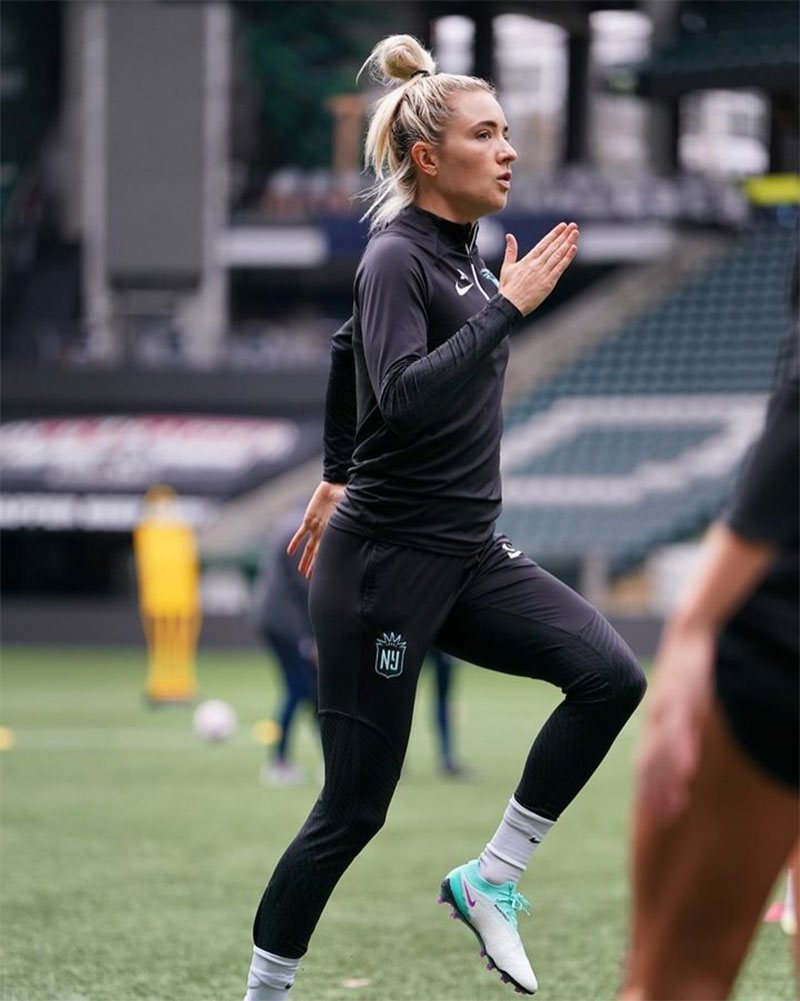 Kristie Mewis Photo No2.