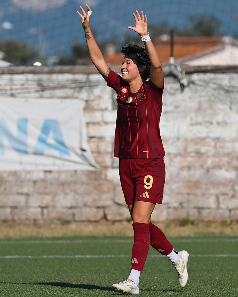 Valentina Giacinti Photo No1.
