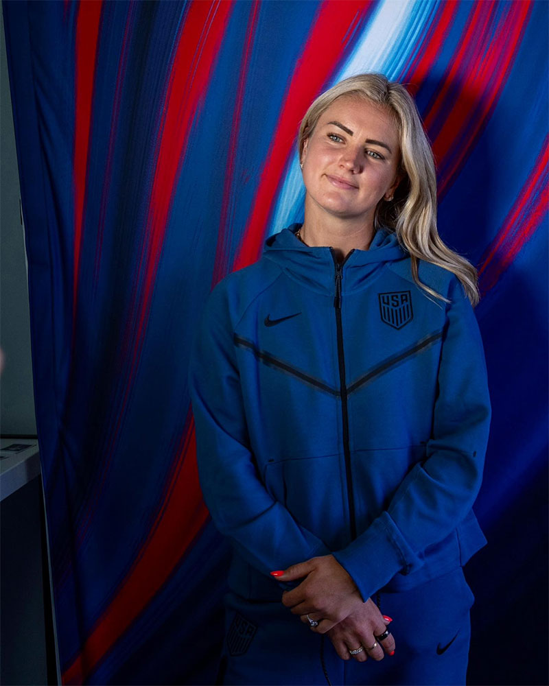 Lindsey Horan Photo No3.
