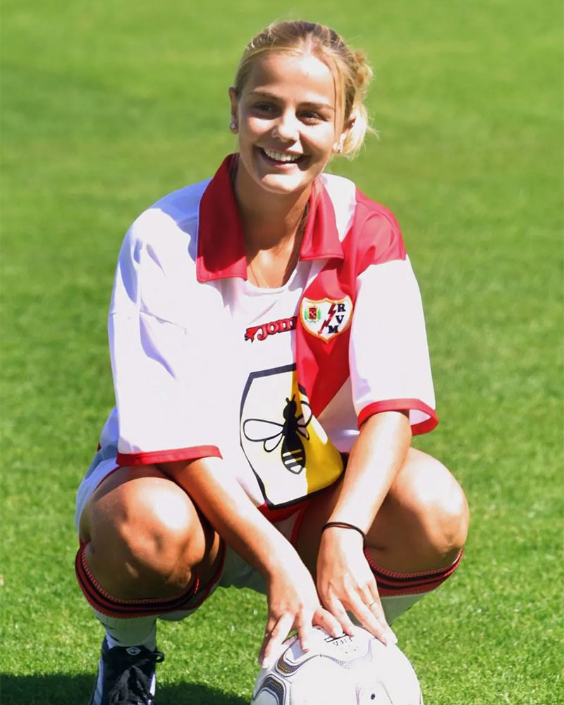 Milene Domingues Photo No1.